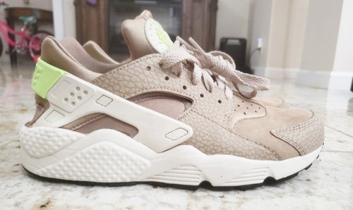Nike Air Huarache Size 9.5 No Box Great Condition - photo 2