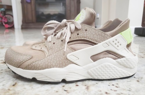 Nike Air Huarache Size 9.5 No Box Great Condition - photo 3
