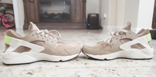 Nike Air Huarache Size 9.5 No Box Great Condition - photo 5
