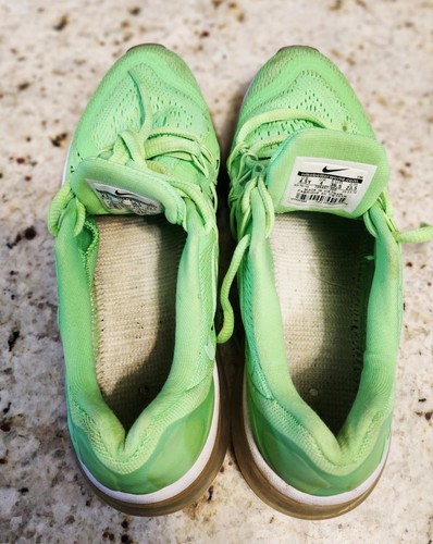 Nike Air Max GS Voltage Green/White Size 4.5 Women's Used - photo 3