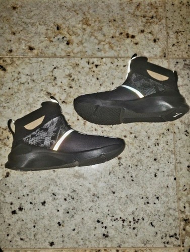 Puma Girls Sneaker Size 3.5 Black & Colorful Reflection - photo 5