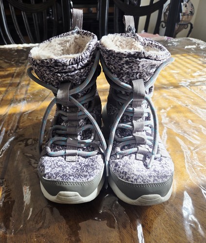 Nike W Roshe Run Sneakerboot Light Ash Grey Camo Size 6.5 - photo 2