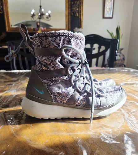 Nike W Roshe Run Sneakerboot Light Ash Grey Camo Size 6.5 - photo 3