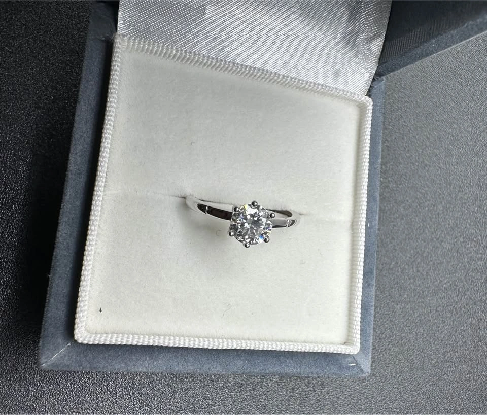 1CT Certified Moissanite Solitaire Ring - Adjustable Fit - photo 2