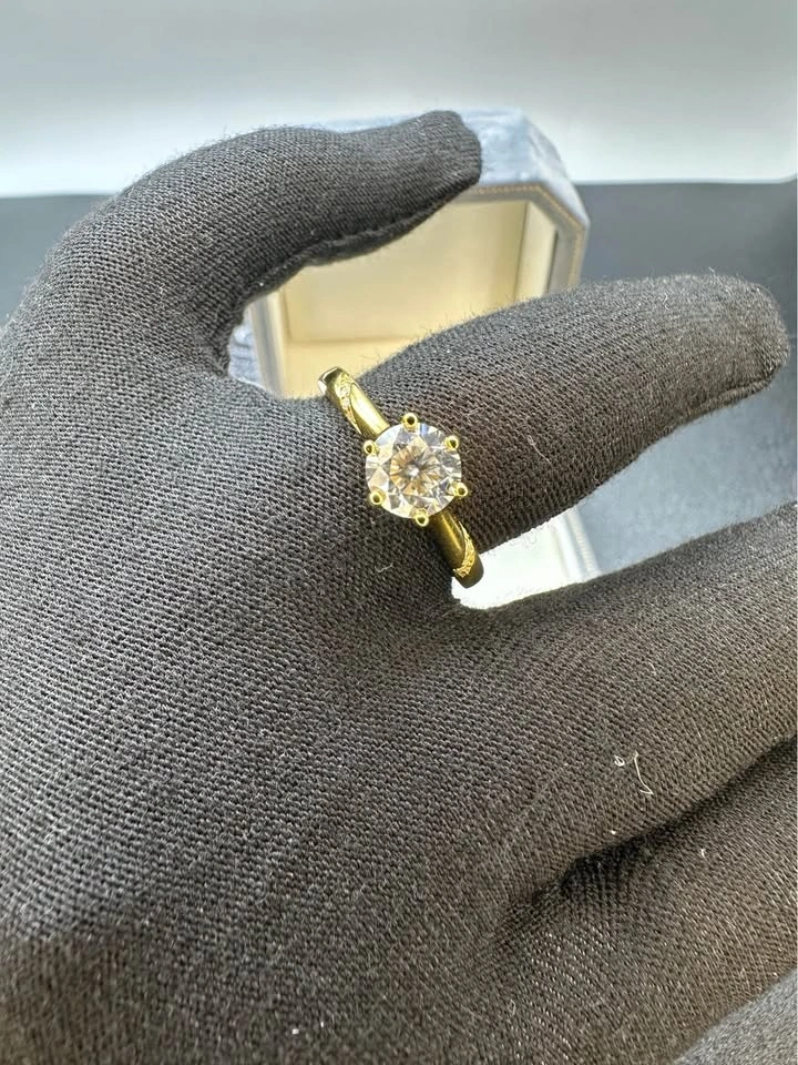1CT Moissanite Solitaire Ring – Size 5-9, 18k Gold Finish - photo 2