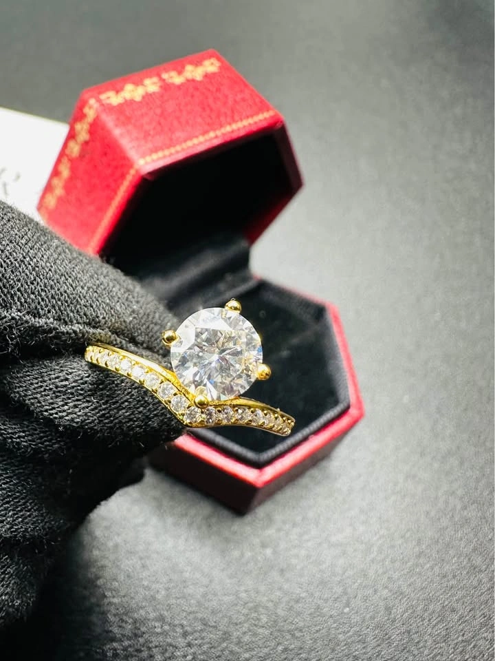 1 Carat Adjustable Moissanite Ring — 18K Gold Plated - photo 4