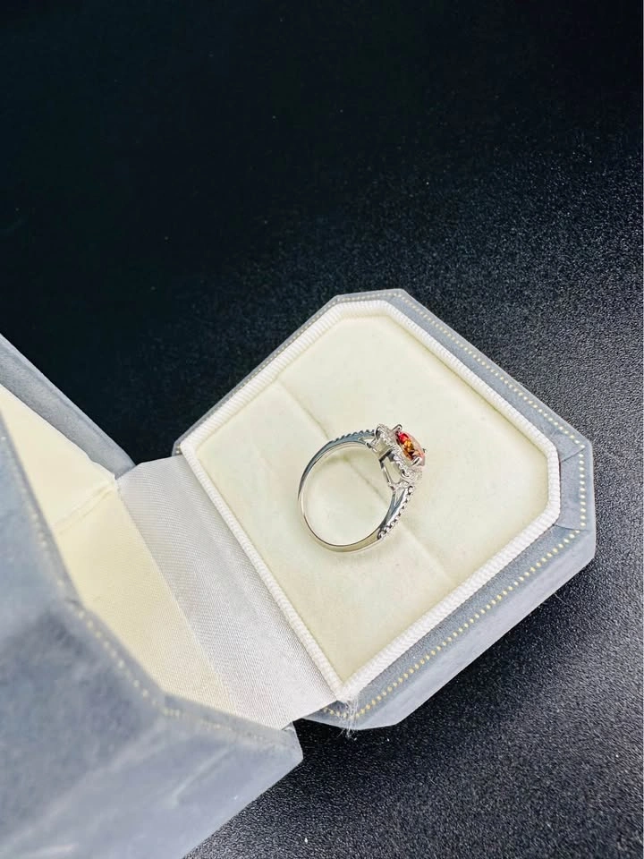 1CT Red Moissanite Diamond Heart-Halo Ring | 925 Sterling Silver - photo 3