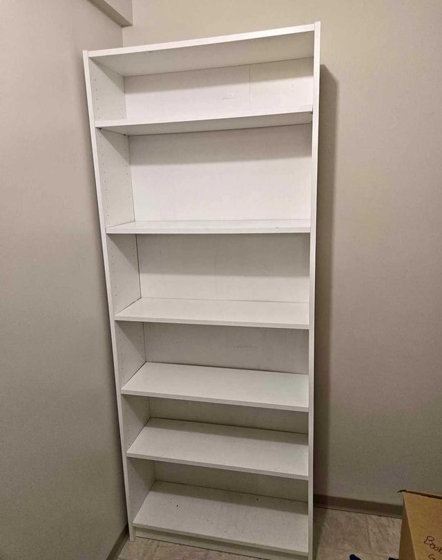Delivery Available: Tall White Bookshelf for sale - photo 4