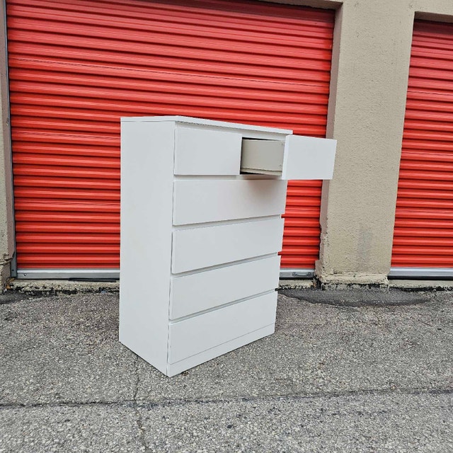 Delivery Available: Original MALM Dresser - photo 2