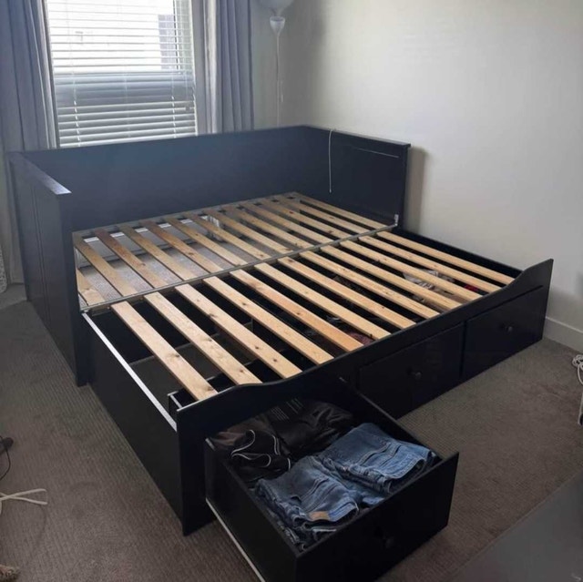 Delivery Available: Daybed frame for sale
