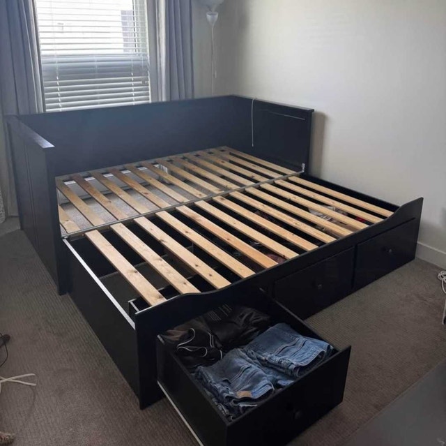 Delivery Available: Daybed frame for sale - photo 3
