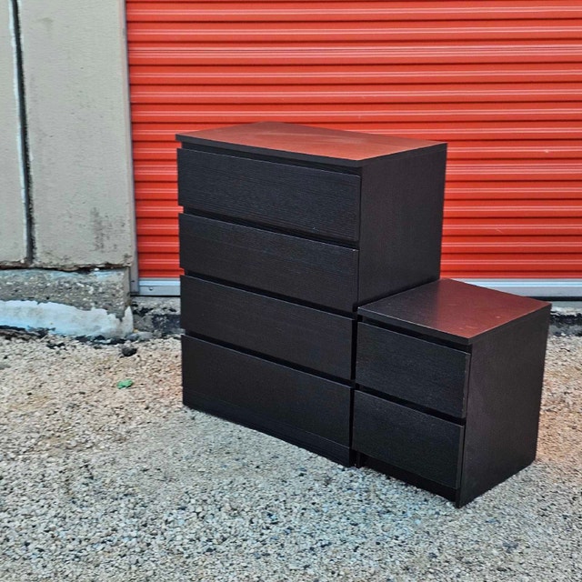 Matching Dresser and Nightstand