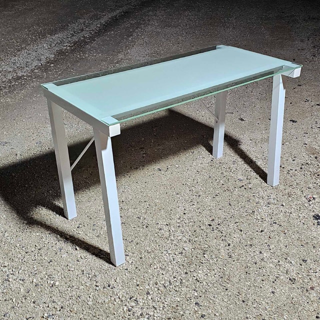 Delivery Available: Glass Table for sale