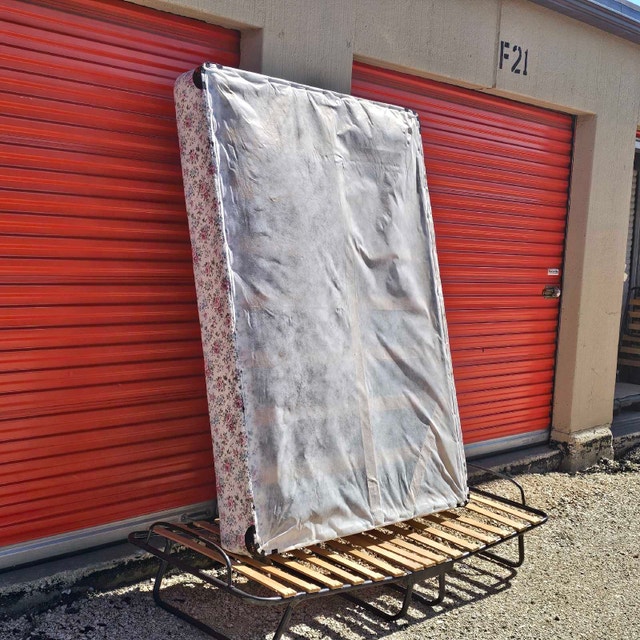 Double/Full Size box Spring Available - photo 4