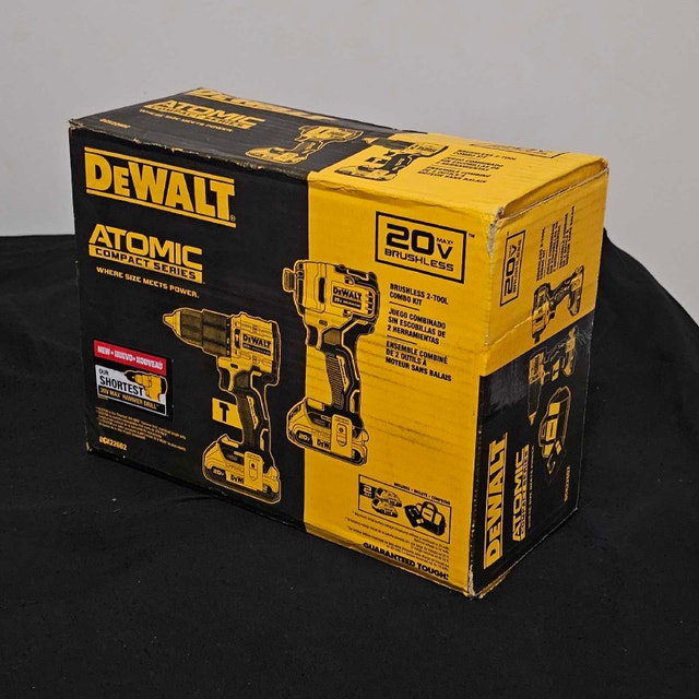 Brand New Dewalt Atomic Compact Series Brushless combo kit - photo 2