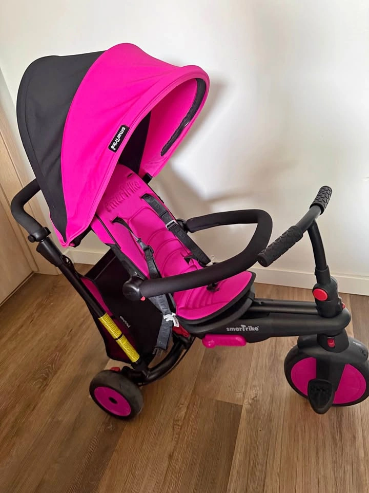 SmarTrike Folding Tricycle – Pink & Black – Like New