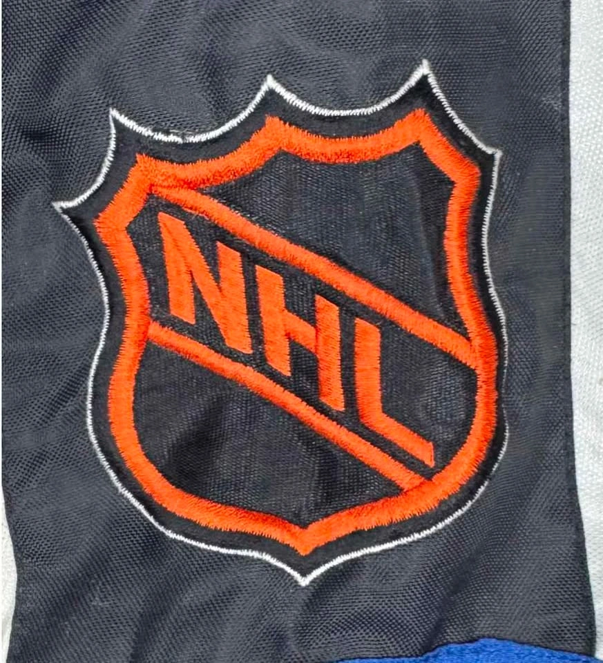 Vintage 90s Toronto Maple Leafs Pro Player NHL Puffer Jacket - photo 4