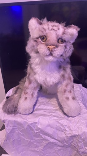 KJ Lyons 2014 OOAK 1/1 Snow Leopard Damaged, Missing Leg