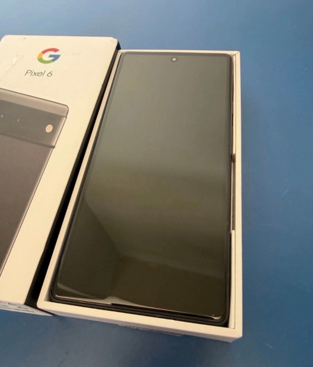 Google Pixel 6 - Great Condition