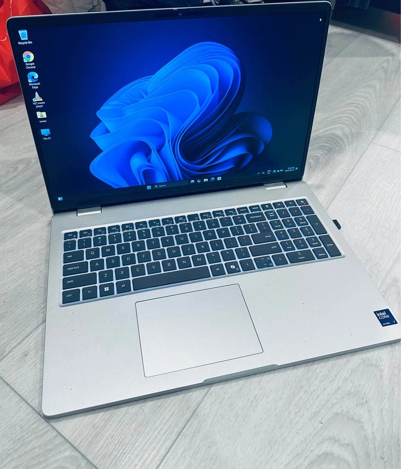 Dell Pro 16 - AI Gaming Laptop - 16GB / Intel Ultra 7 - photo 2