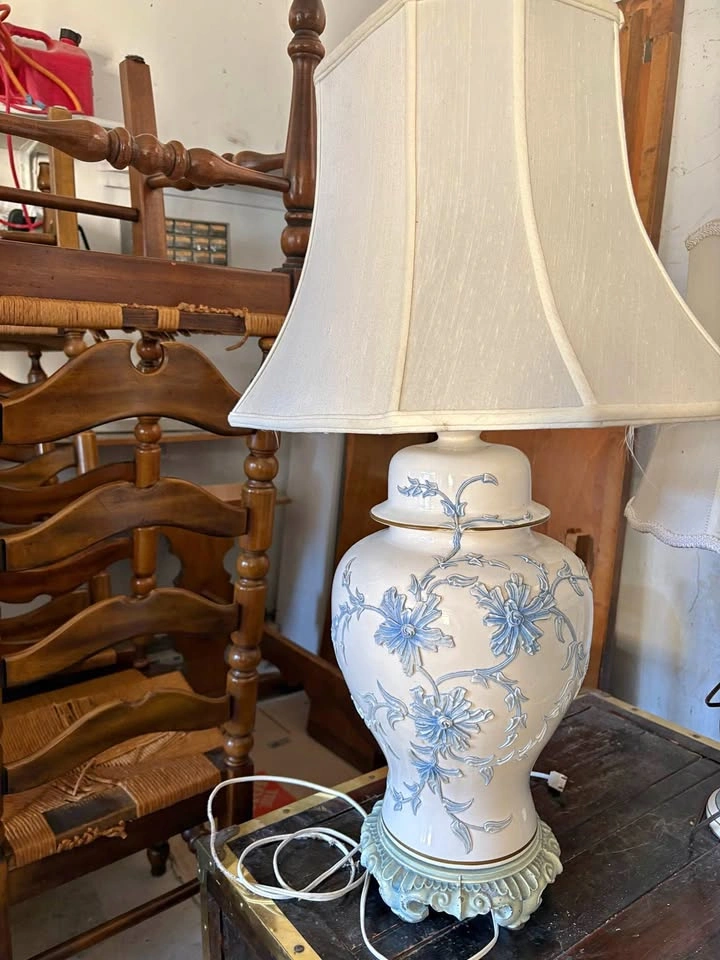 Vintage Porcelain Lamp