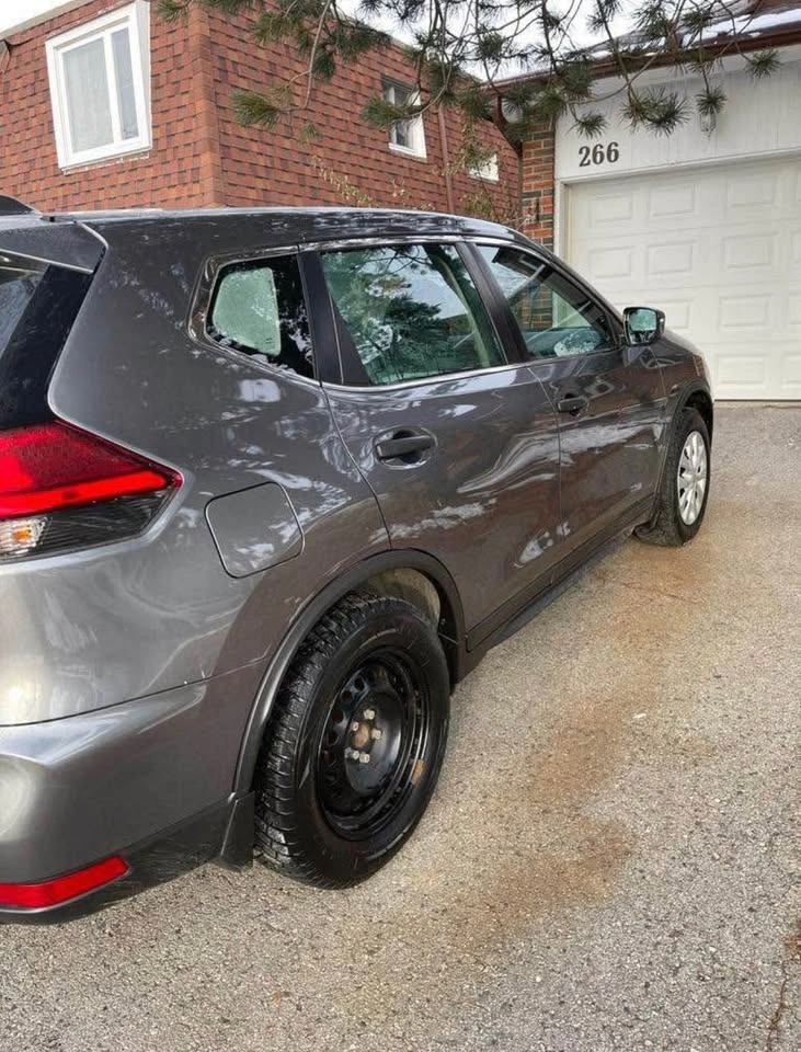 2017 Nissan Rogue S (FWD) - photo 3