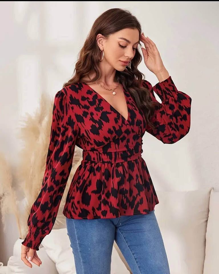 Blusa manga larga talla S ( chica) solo se usó 2 veces - photo 2