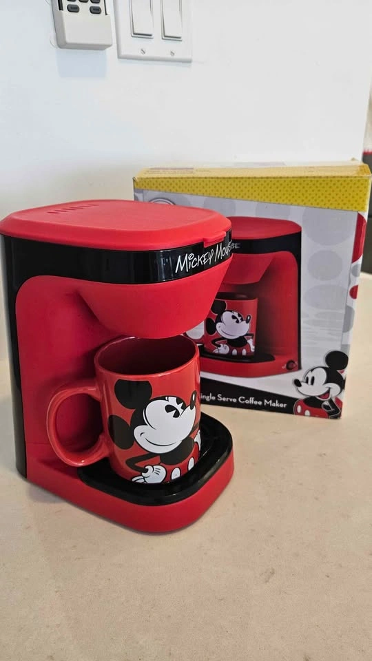 Disney Mickey Mouse Single-Serve Coffee Maker