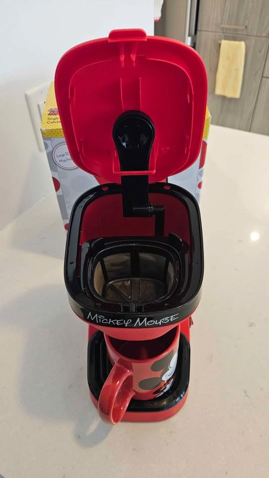Disney Mickey Mouse Single-Serve Coffee Maker - photo 4