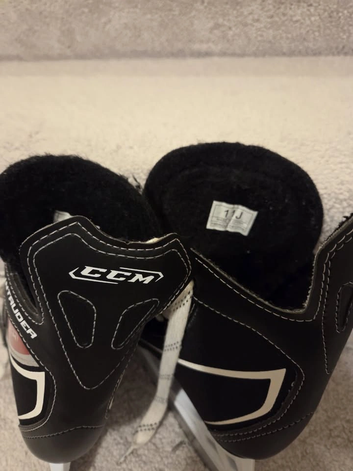 CCM Skates and Bauer 2100 Helmet - photo 2