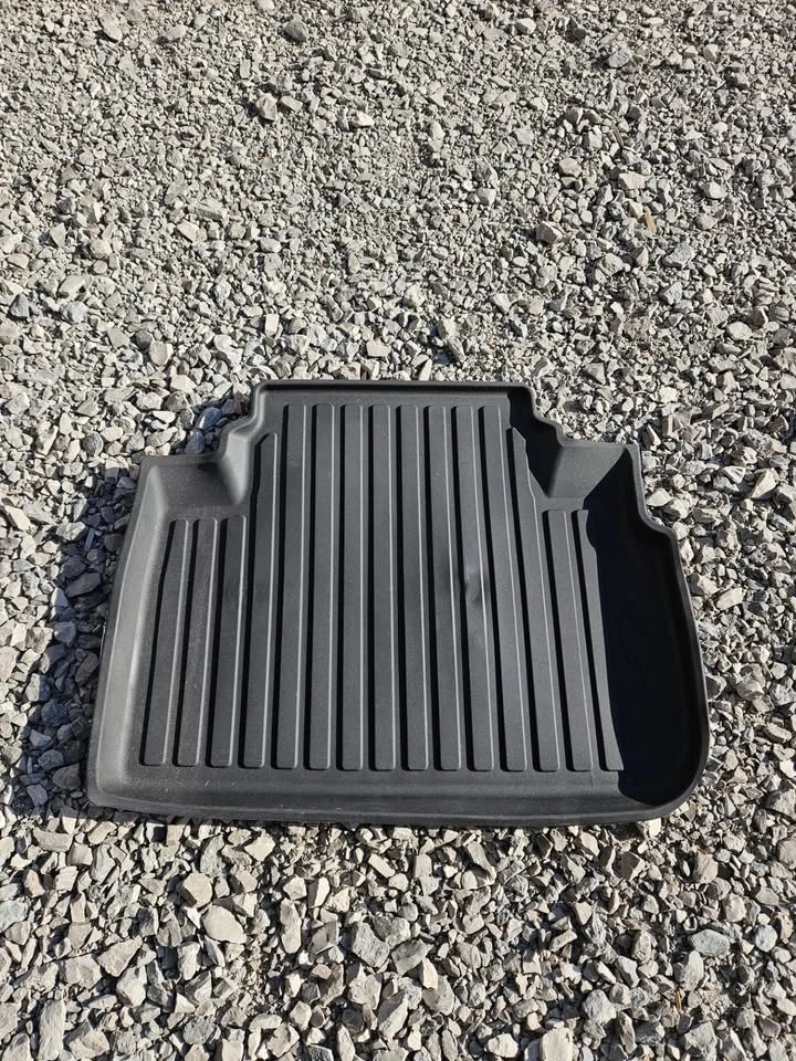 OEM Subaru winter rubber mats - photo 3