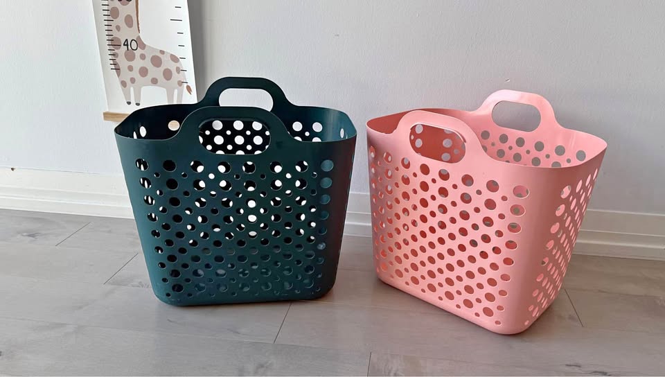 IKEA Laundry baskets 24l (6 gallon) - 2