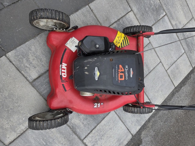 MTD Yard Machines 21-inch Lawn Mower - photo 2