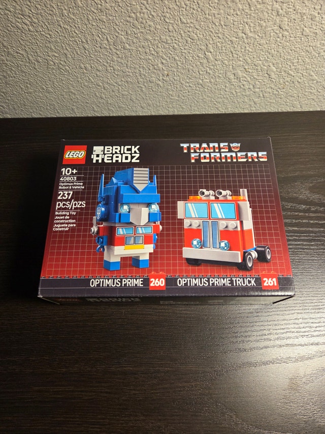 LEGO BrickHeadz Transformers Optimus Prime & Bumblebee Set
