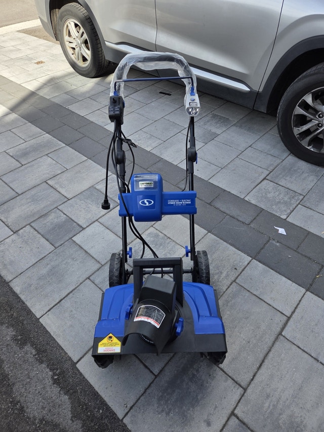 Snow Joe iON Hybrid Snow Blower - photo 4