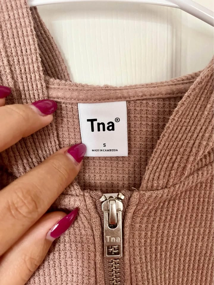 Aritzia Tna Waffle Knit Cropped Full Zip Hoodie - Size Small - photo 3