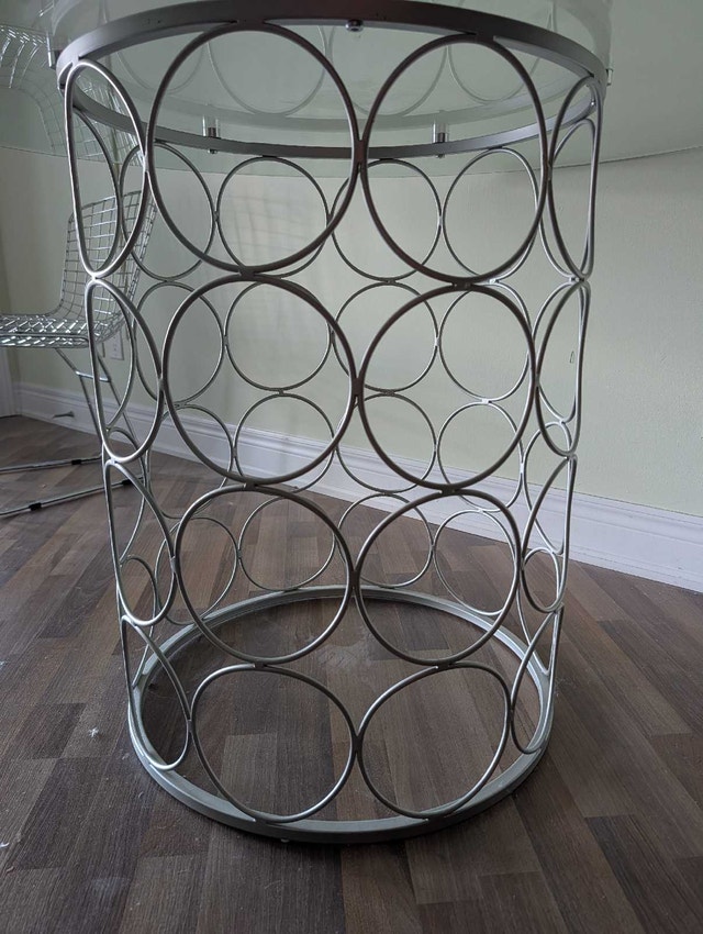 Round Glass Table - photo 3