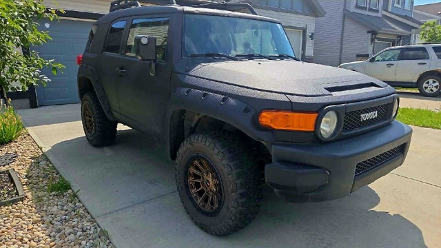 2007 Toyota FJ Cruiser - photo 2