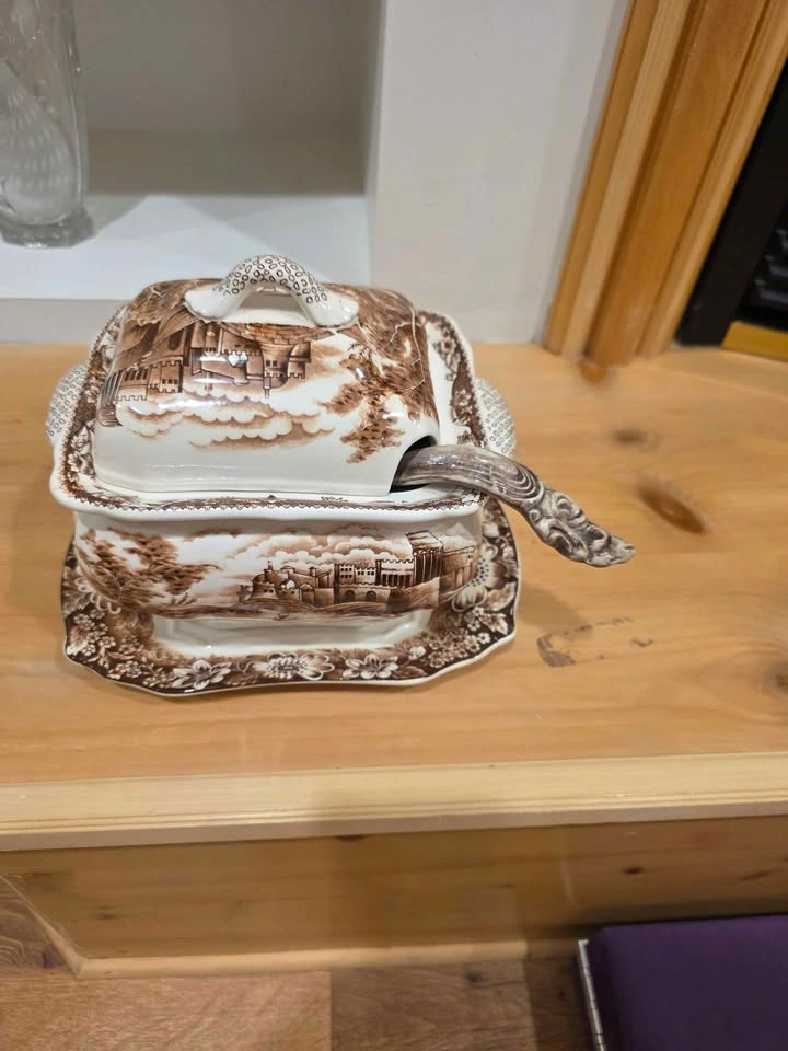 Vintage Brown Transferware Soup Tureen with Ladle and Underplate - photo 2