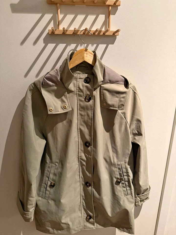 Reitmans Women’s Hooded Trench Coat – Beige/Taupe – Size M