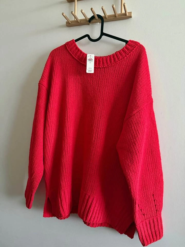 Aerie Like Candy Crew Chenille Sweater (Bright Red– NWT)