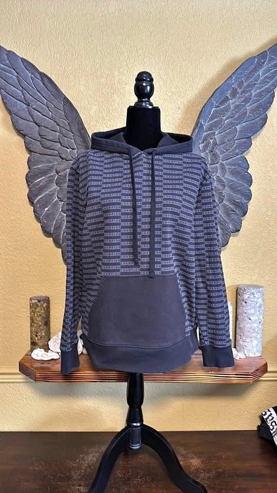 Champion Pull Over Sweater