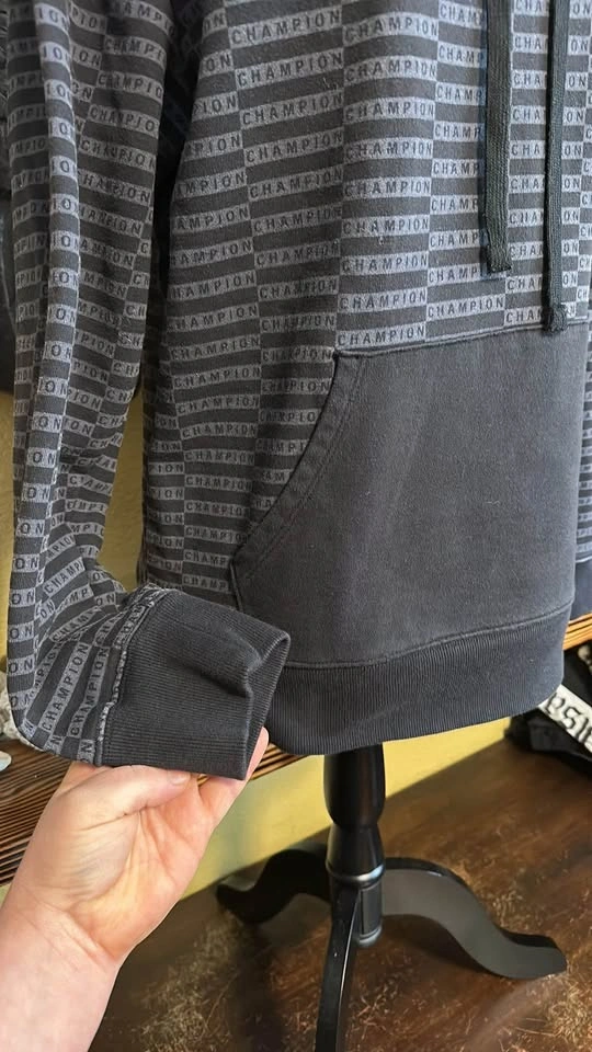 Champion Pull Over Sweater - photo 2