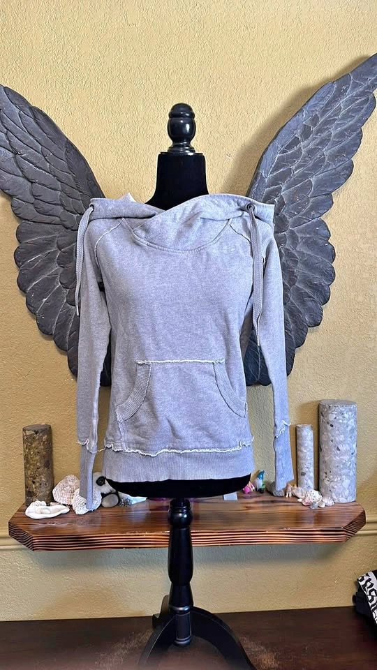 Lululemon Pull Over Sweater Hoodie