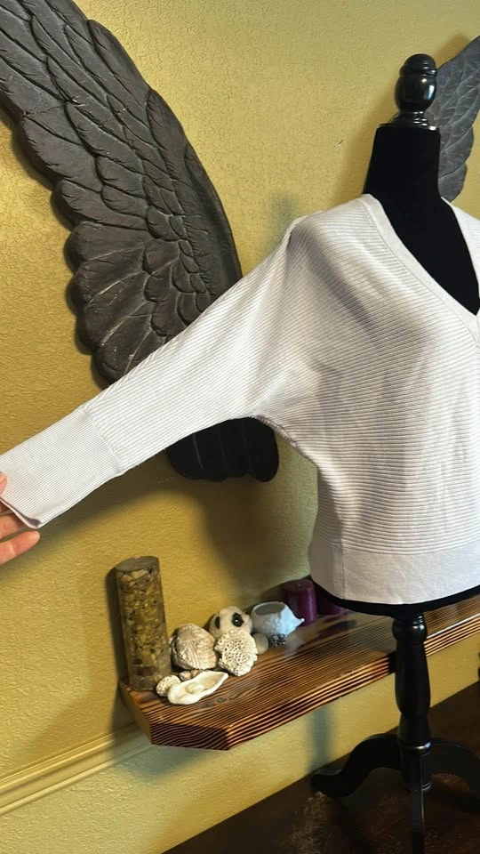 Dynamite VNeck Ribbed Cardigan Style Sweater - photo 3