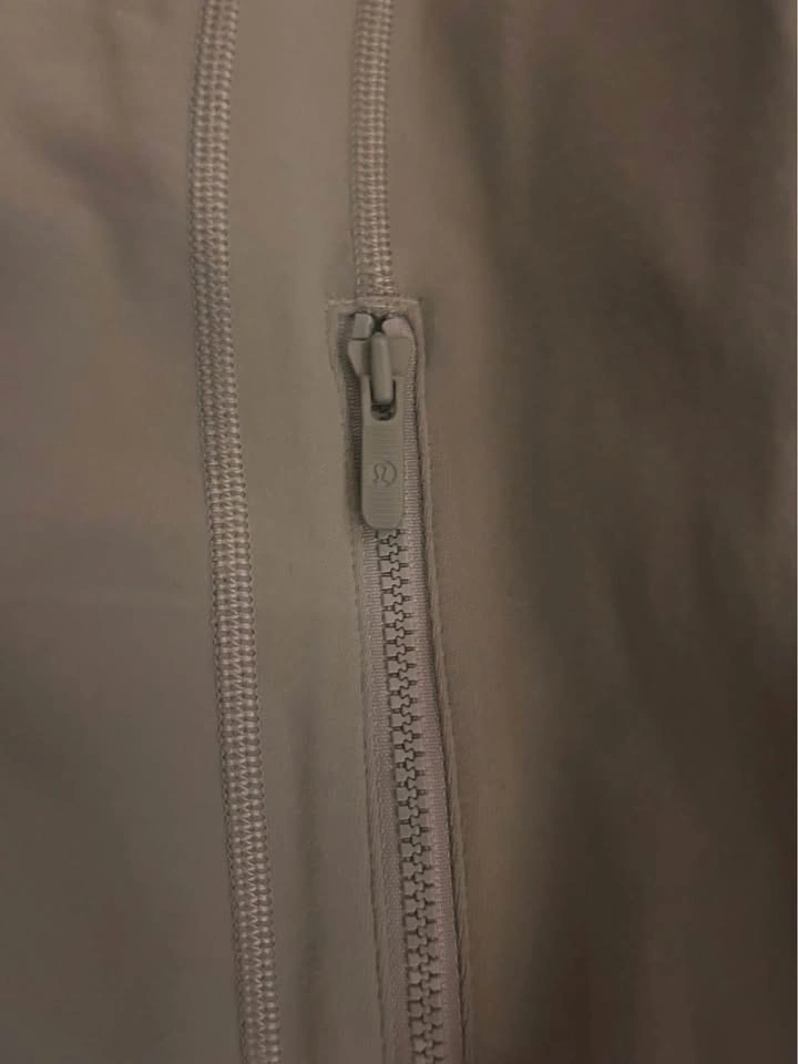 Lululemon Define Jacket size 6 - photo 4