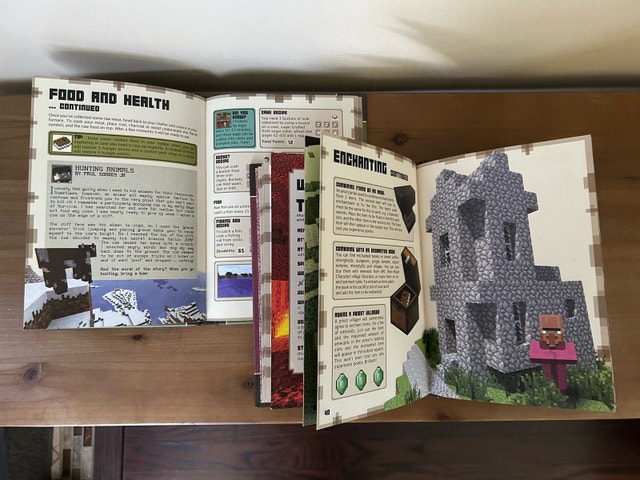 Mojang Minecraft Handbooks + FREE Shirt - photo 3