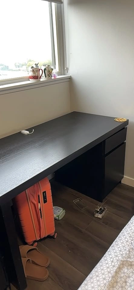 Black Desk - photo 2