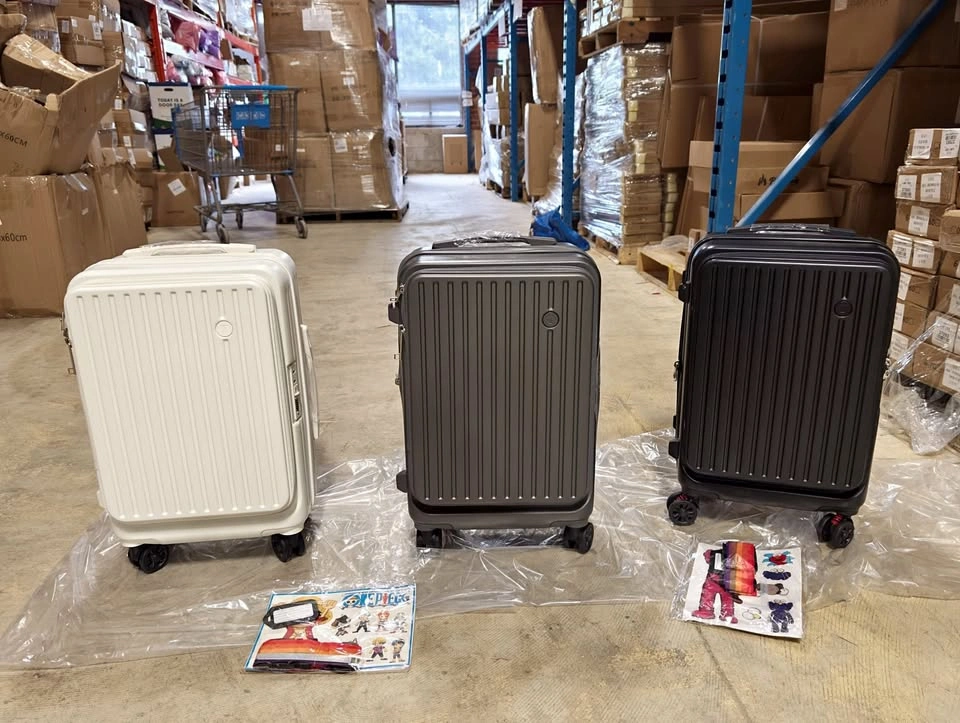 20' Handcarry Suitcase (Warehouse clearance)