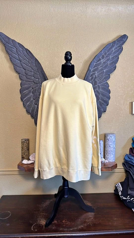 Preloved mock neck pull over sweater